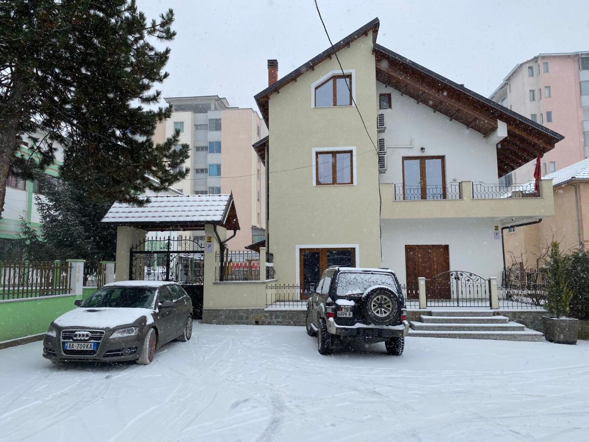 Guesthouse Tershana Peshkopi Bagian luar foto