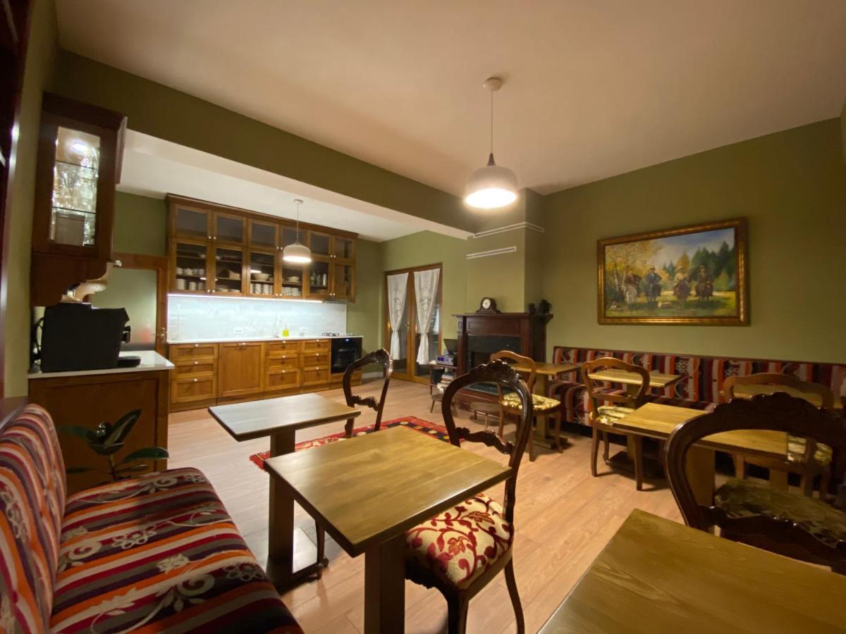 Guesthouse Tershana Peshkopi Bagian luar foto