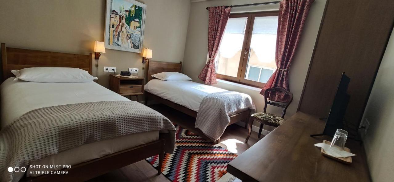 Guesthouse Tershana Peshkopi Bagian luar foto
